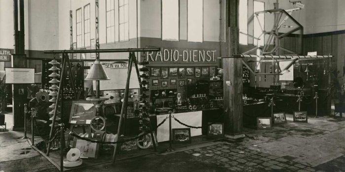 Teknologi-pemancar-radio-panjang-yang-digunakan-di-Stasiun-Malabar
